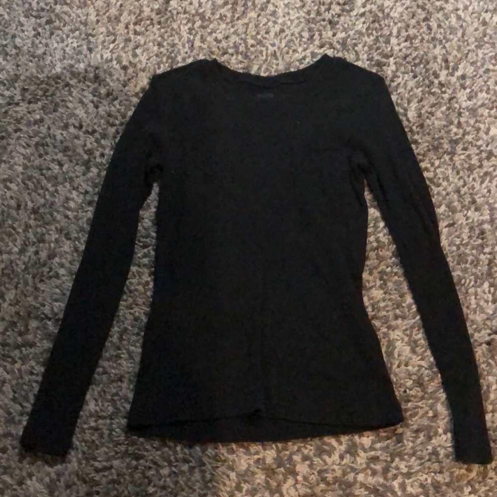 Black tee shirt